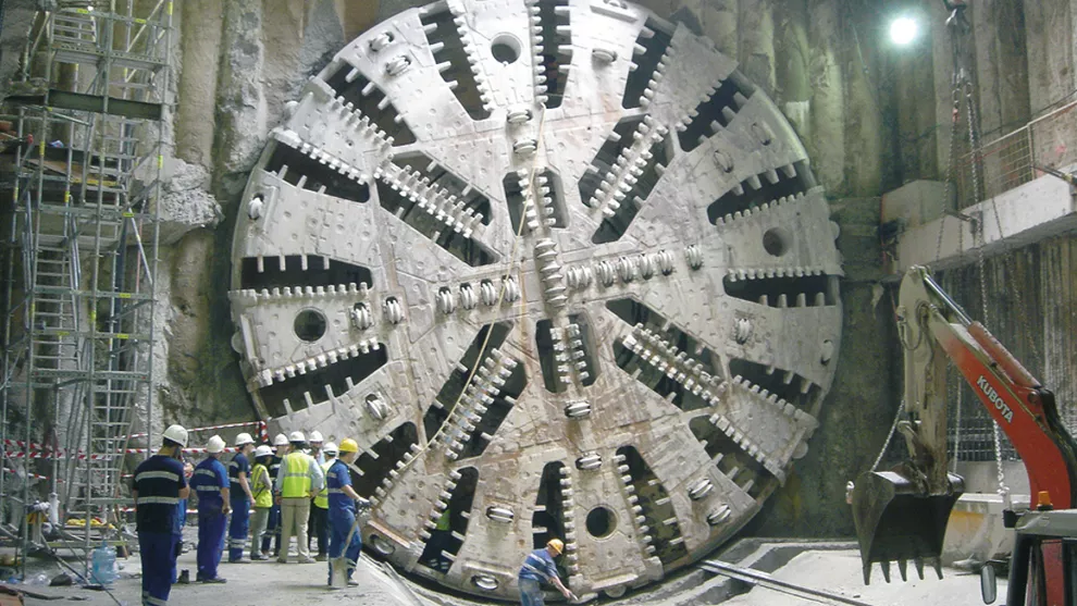 Tunnel Boring Machine TBM Line 9 Barcelona Espanha