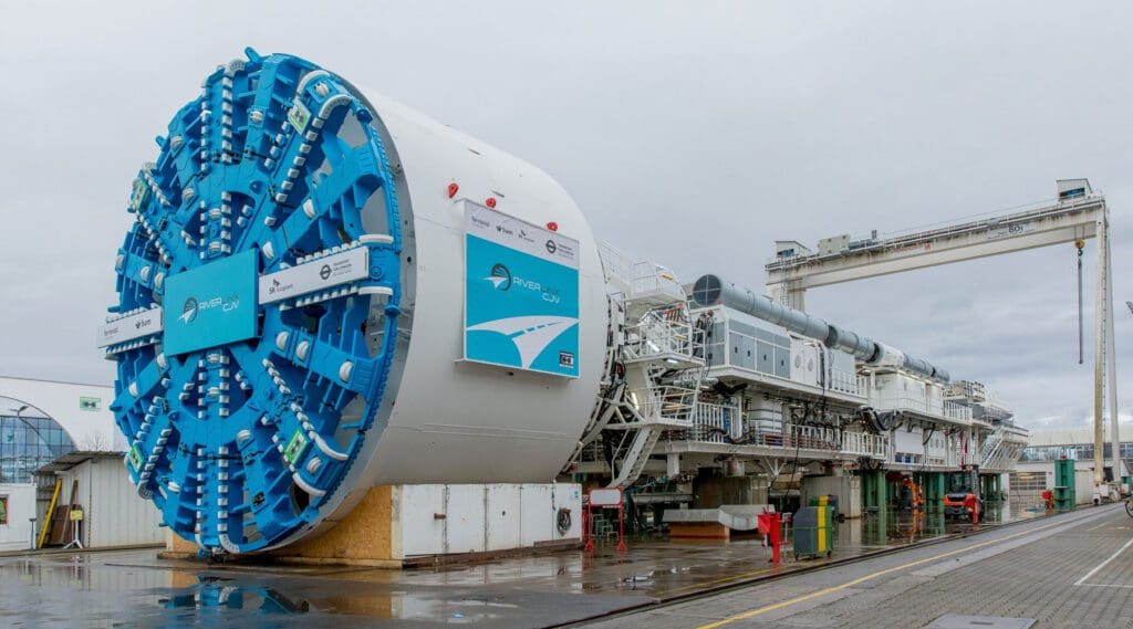 Tunnel Boring Machine (TBM) - Metro de Londres, Reino Unido